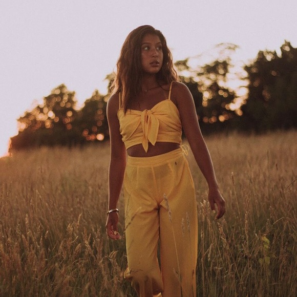 Two Piece Jumpsuit Yellow - Picture 5 of 8